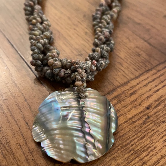 Abalone Shell Necklace | STUNNING | Statement - Picture 7 of 9